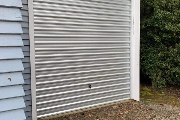 Garage Door maintenance by Summit Garage Doors, based in North Canterbury, servicing Christchurch garage doors