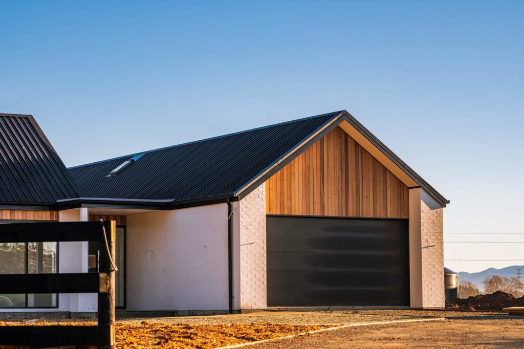 Summit Garage Doors are garage door installers and repair specialists in Christchurch and North Canterbury