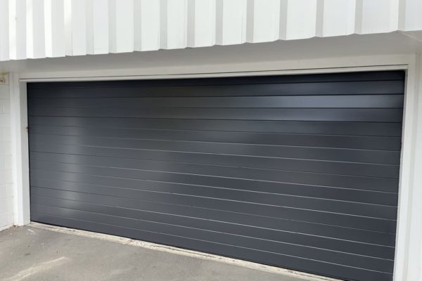 summit_garage_doors_christchurch_grarage_door_specialists_3